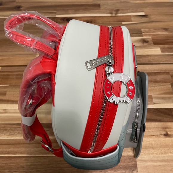 Jaws Loungefly - Picture 4 of 8